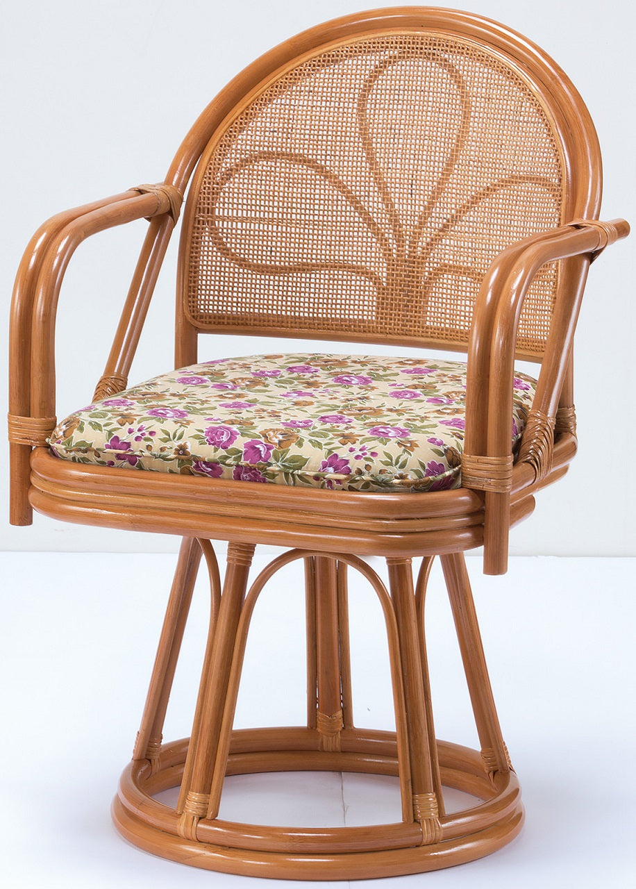 Natural rattan swivel chair with armrests