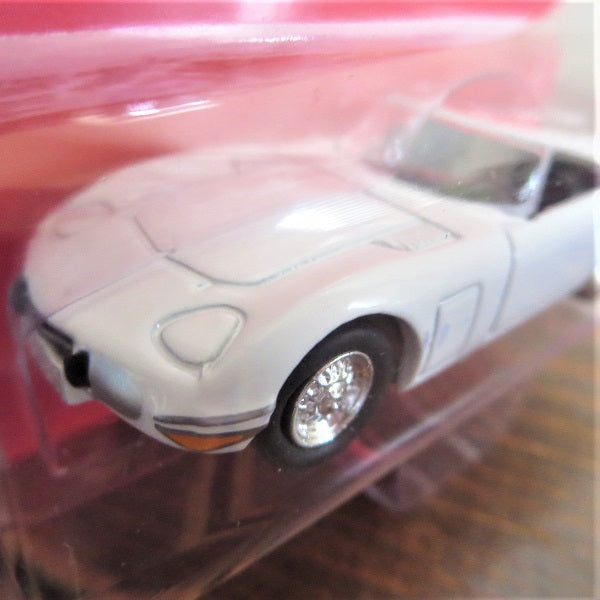 JOHNNY LIGHTNING 1:64 James Bond 007 You Only Live Twice 1967 Toyota 2000GT ミニカー