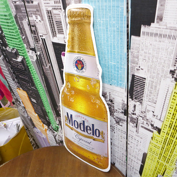 ダイカットエンボスメタルサイン Modelo Bottle【 モデロビール ブリキ看板】