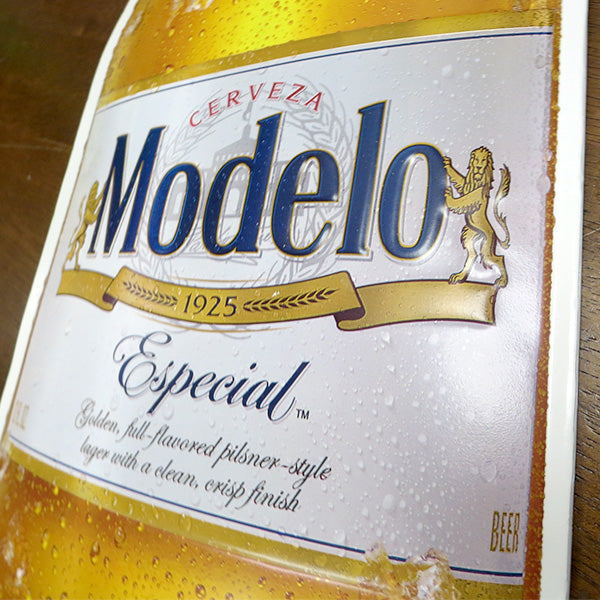 ダイカットエンボスメタルサイン Modelo Bottle【 モデロビール ブリキ看板】