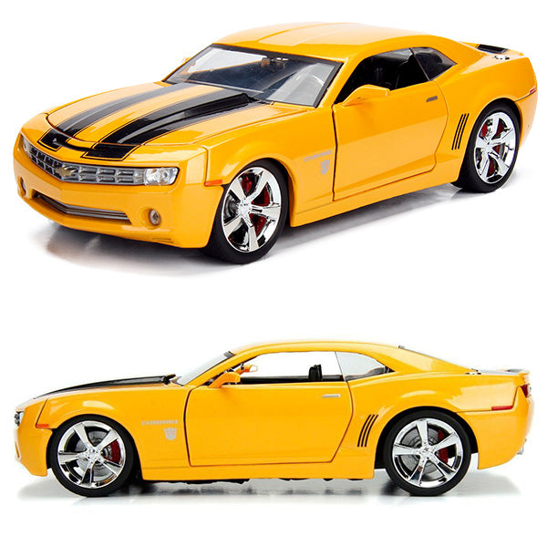 1:24 TRANSFORMERS BUMBLEBEE 2006 CHEVROLET CAMARO w/COIN　【トランスフォーマー ミニカー】