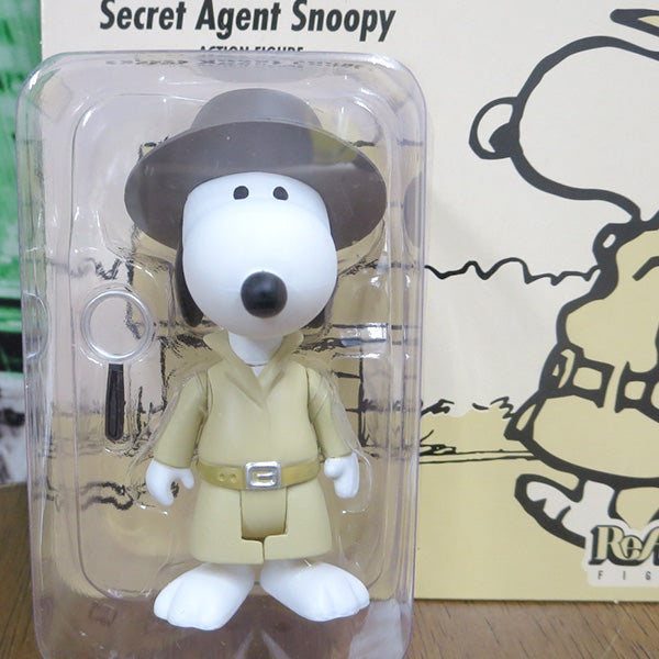 SUPER 7 REACTION FIGURE PEANUTS SECRET AGENT SNOOPY [Snoopy]