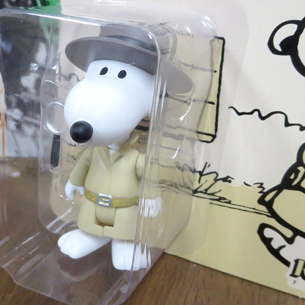 SUPER 7 REACTION FIGURE PEANUTS SECRET AGENT SNOOPY [Snoopy]