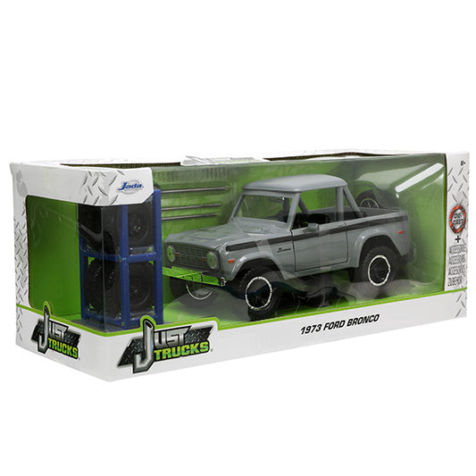 JADATOYS 1:24 JUST TRUCKS w/RACK &amp; WHEELS  1973 FORD BRONCO ミニカー