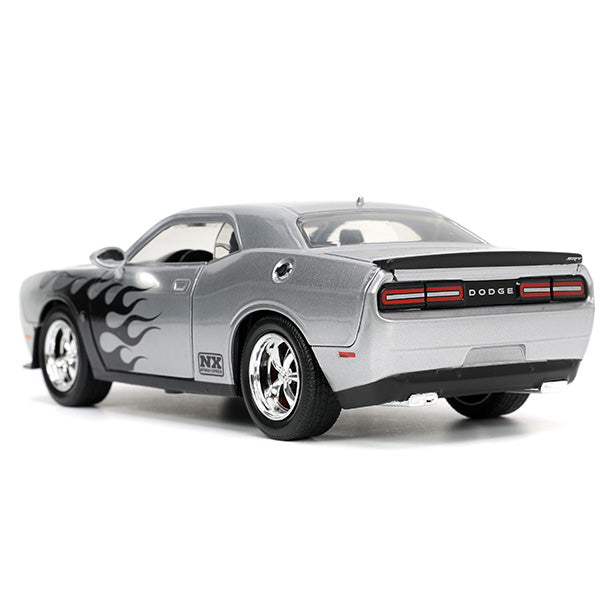 JADATOYS 1:24 BTM  2015 DODGE CHALLENGER SRT HELLCAT  ミニカー