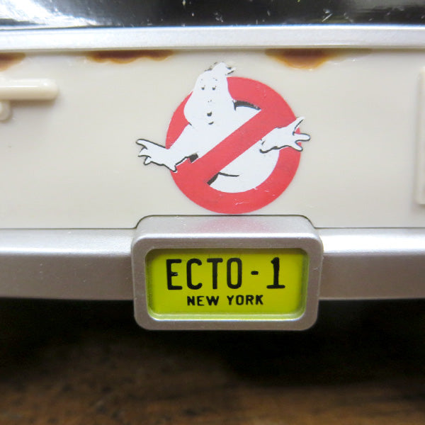 POP! RIDES ICONS VINYLE VEHICLE GHOSTBUSTERS ECTO-1 WITH TREVOR 【FUNKO】