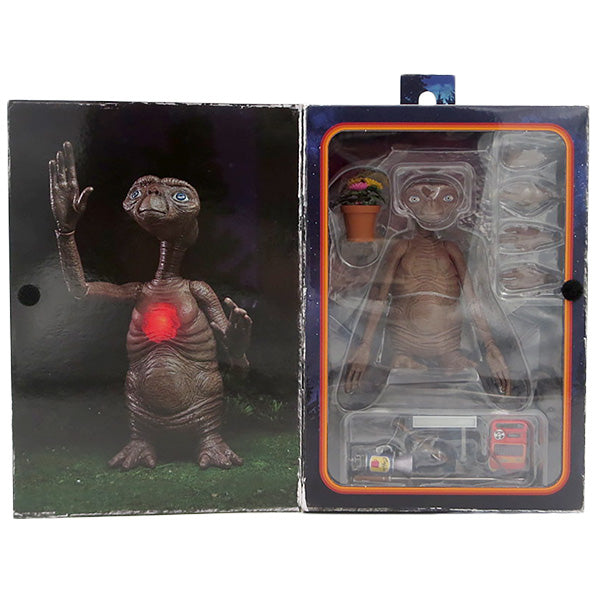 E.T.  7&quot;アクションフィギュア デラックス E.T. with LED Chest【NECA】