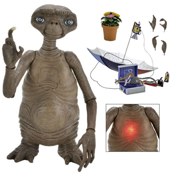 E.T.  7&quot;アクションフィギュア デラックス E.T. with LED Chest【NECA】