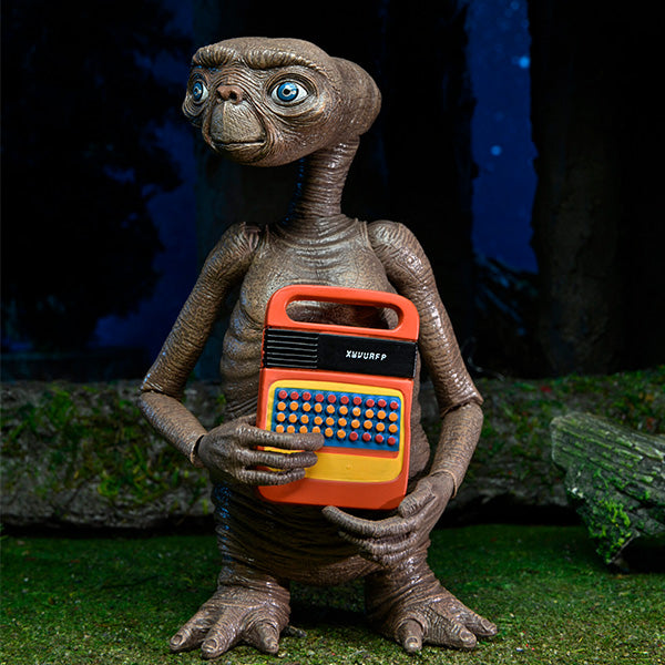 ET 7" Action Figure Ultimate ET [NECA]