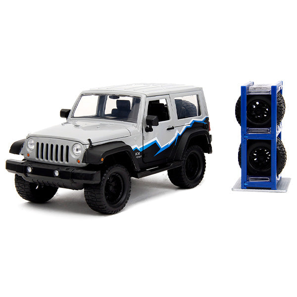 JADATOYS 1:24 JUST TRUCKS w/RACK &amp; WHEELS  2007 Jeep Wrangler Hardtop ミニカー