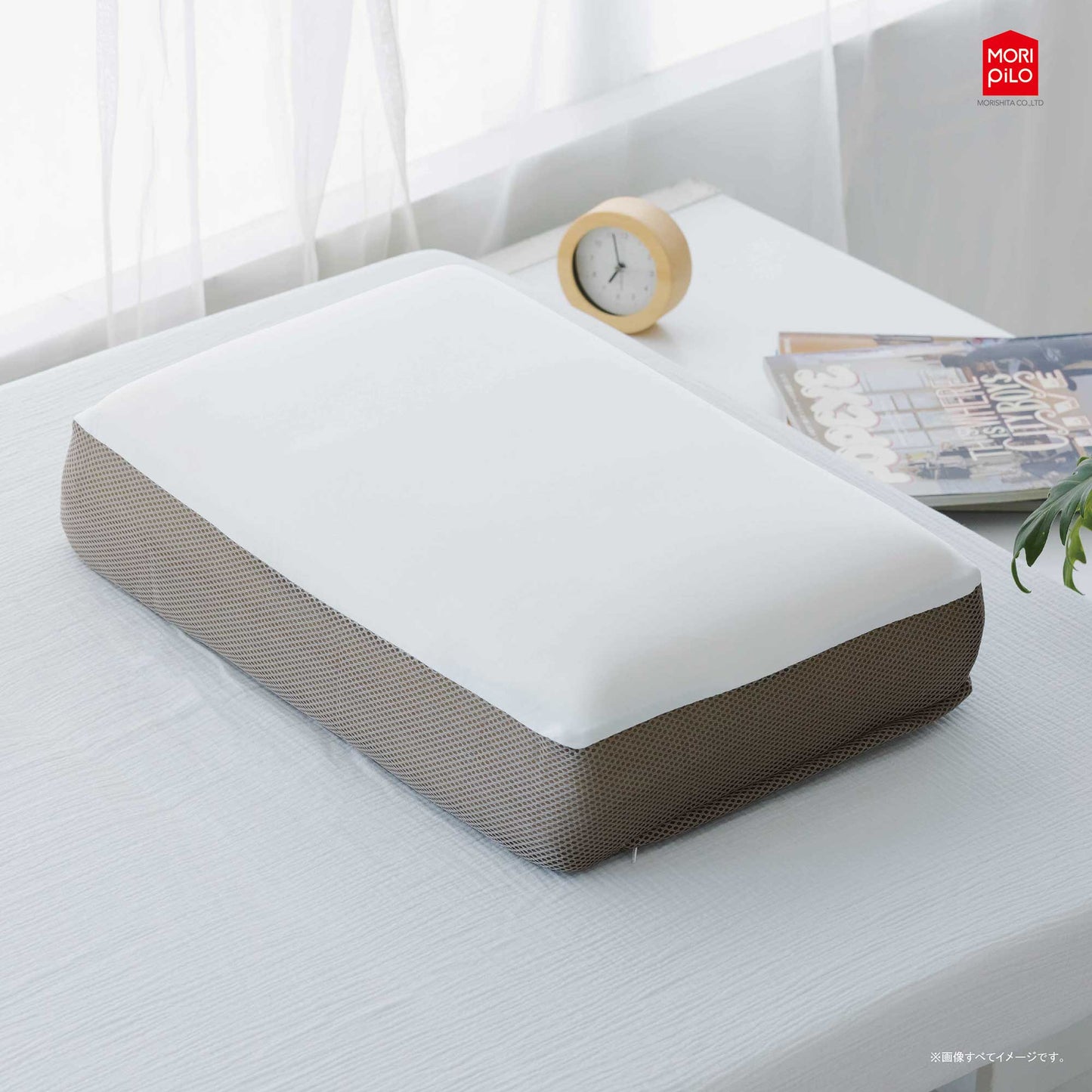 8-level adjustable pillow with high resilience so you don't have to worry about height