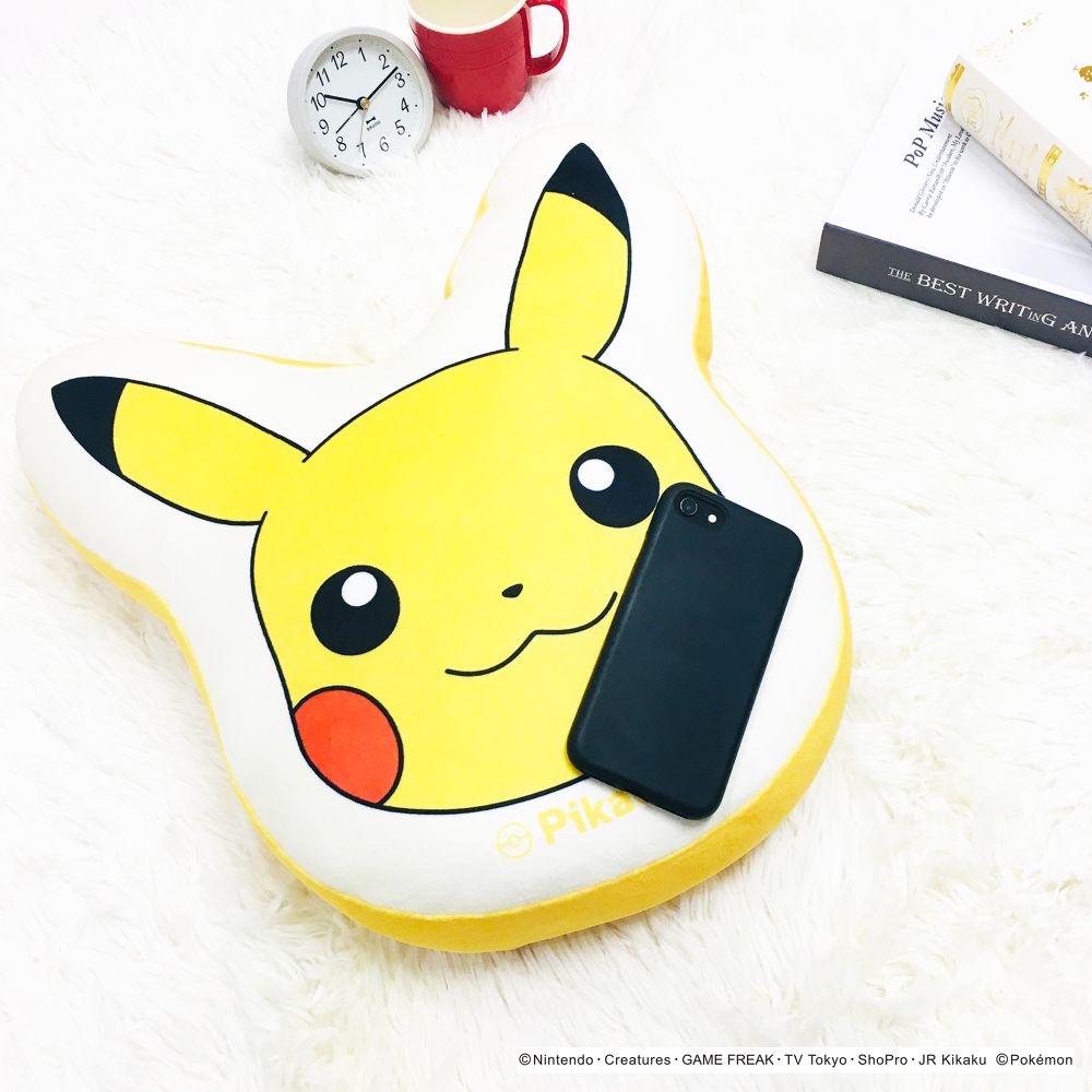 Mochi Mochi Face Cushion Pikachu 22