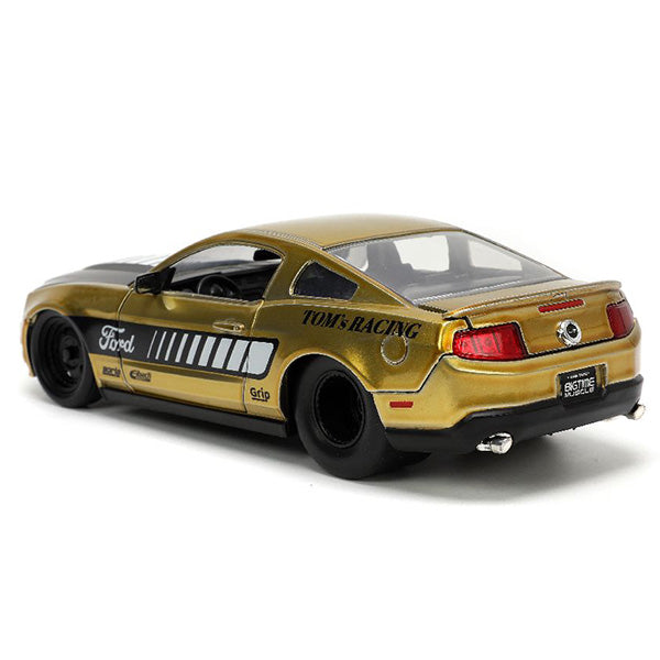 JADATOYS 1:24 BTM  2010 Ford Mustang GT Tom’s Racing  ミニカー