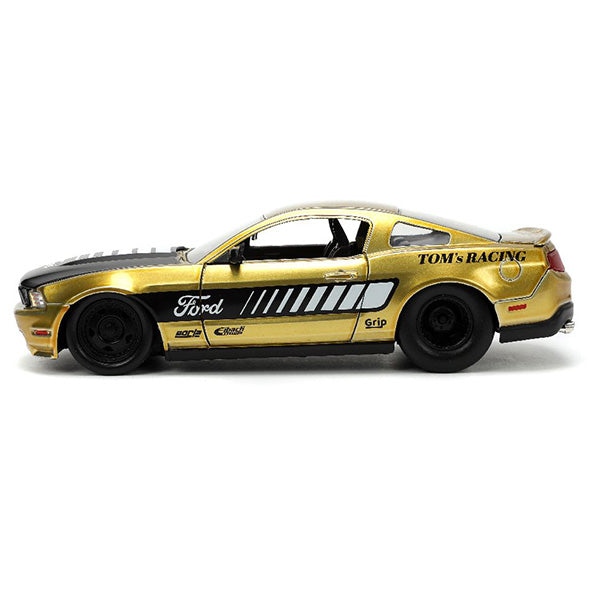 JADATOYS 1:24 BTM  2010 Ford Mustang GT Tom’s Racing  ミニカー