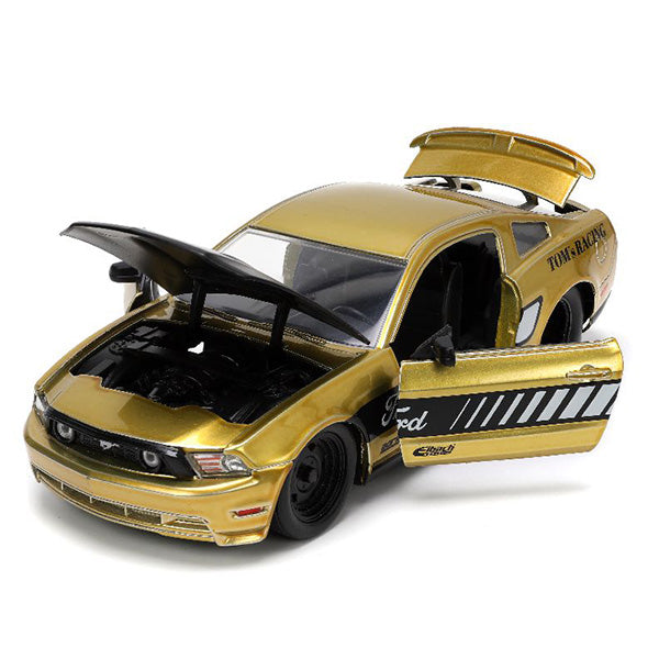 JADATOYS 1:24 BTM  2010 Ford Mustang GT Tom’s Racing  ミニカー