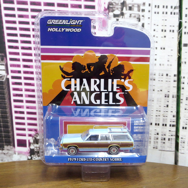 1:64 CHARLIE&#039;S ANGELS  1979 FORD LTD COUNTRY SQUIRE 【チャーリーズエンジェル】 ミニカー