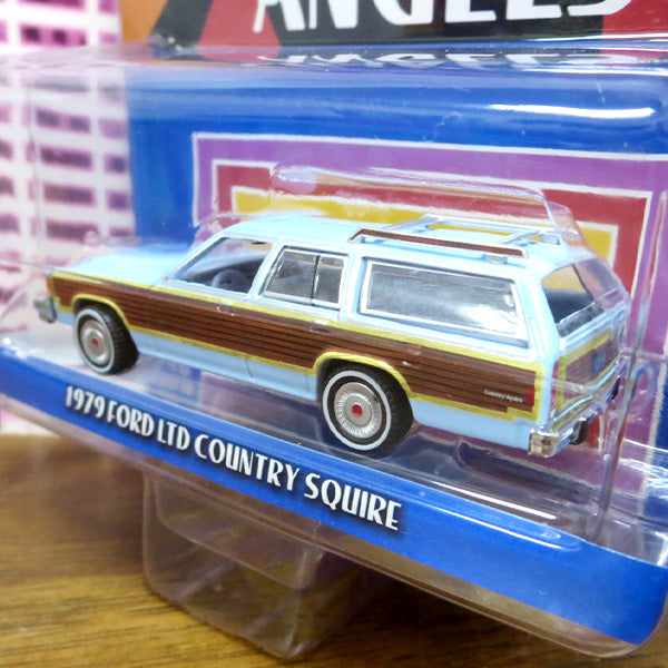 1:64 CHARLIE'S ANGELS 1979 FORD LTD COUNTRY SQUIRE [Charlie's Angels] Mini Car
